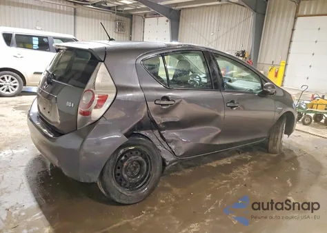 2014 Toyota Prius C z USA, uszkodzony, nr VIN JTDKDTB33E1072009